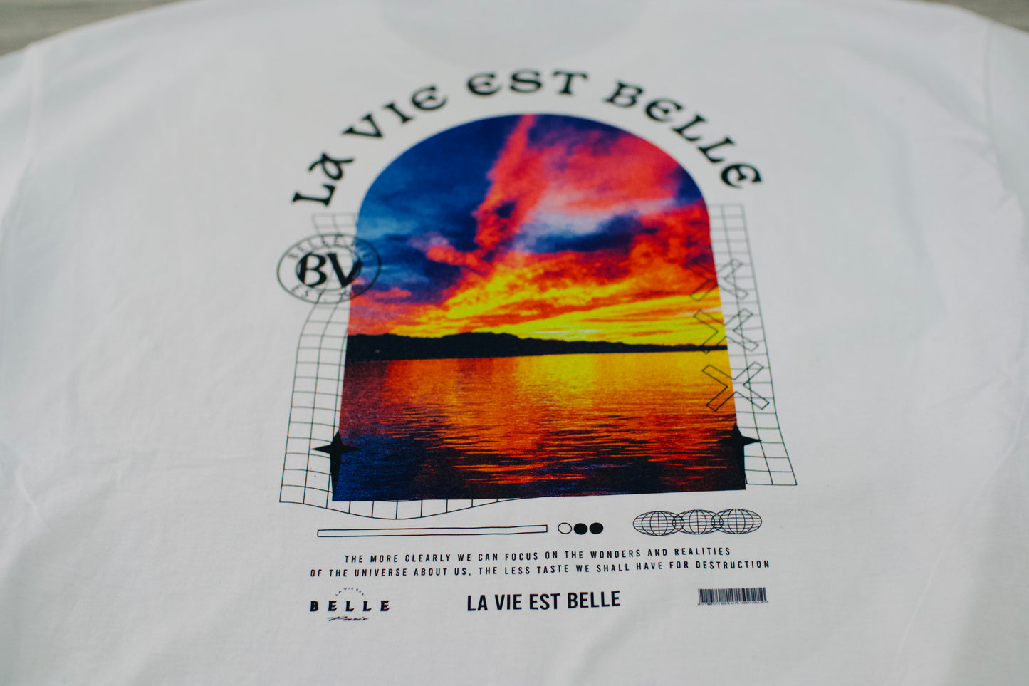 White Belle Vie Short Sleeve Back Sunset Graphic T-Shirt image 2