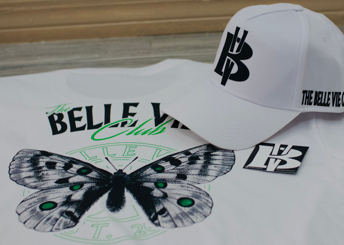 White Belle Vie Short Sleeve Butterfly Graphic T-Shirt image 0
