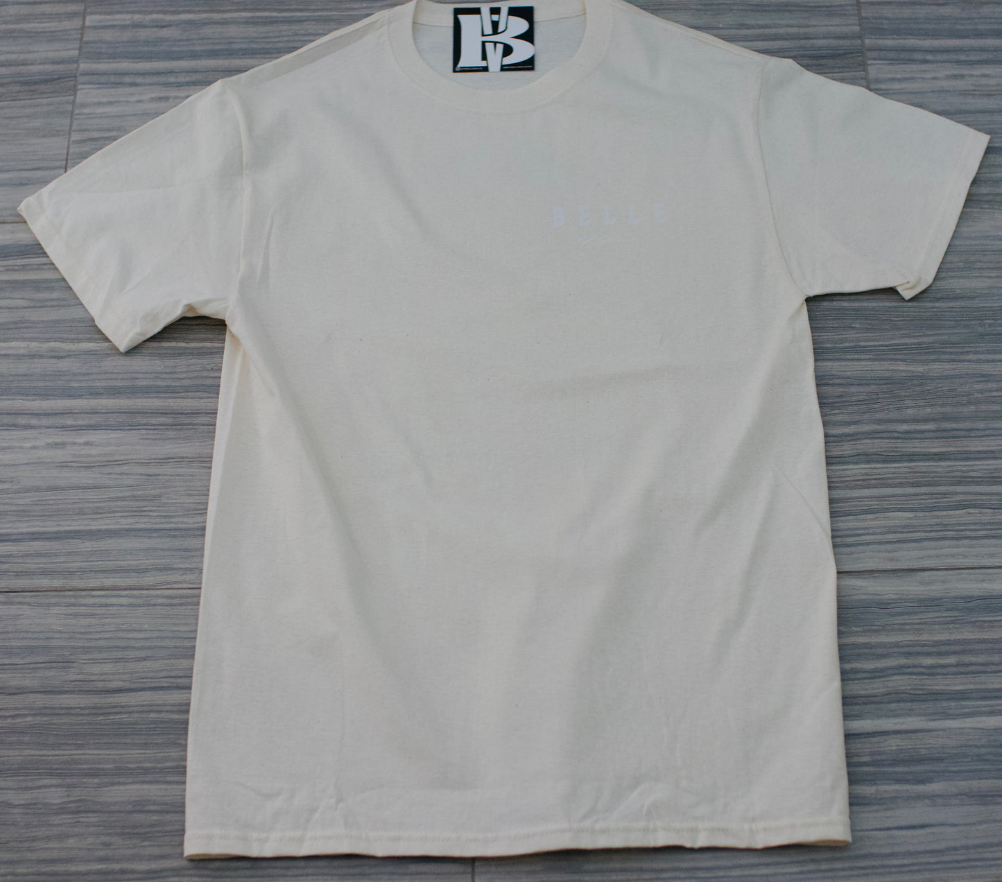 Off-White Belle Vie Short Sleeve Back Sunset Graphic T-Shirt image 2