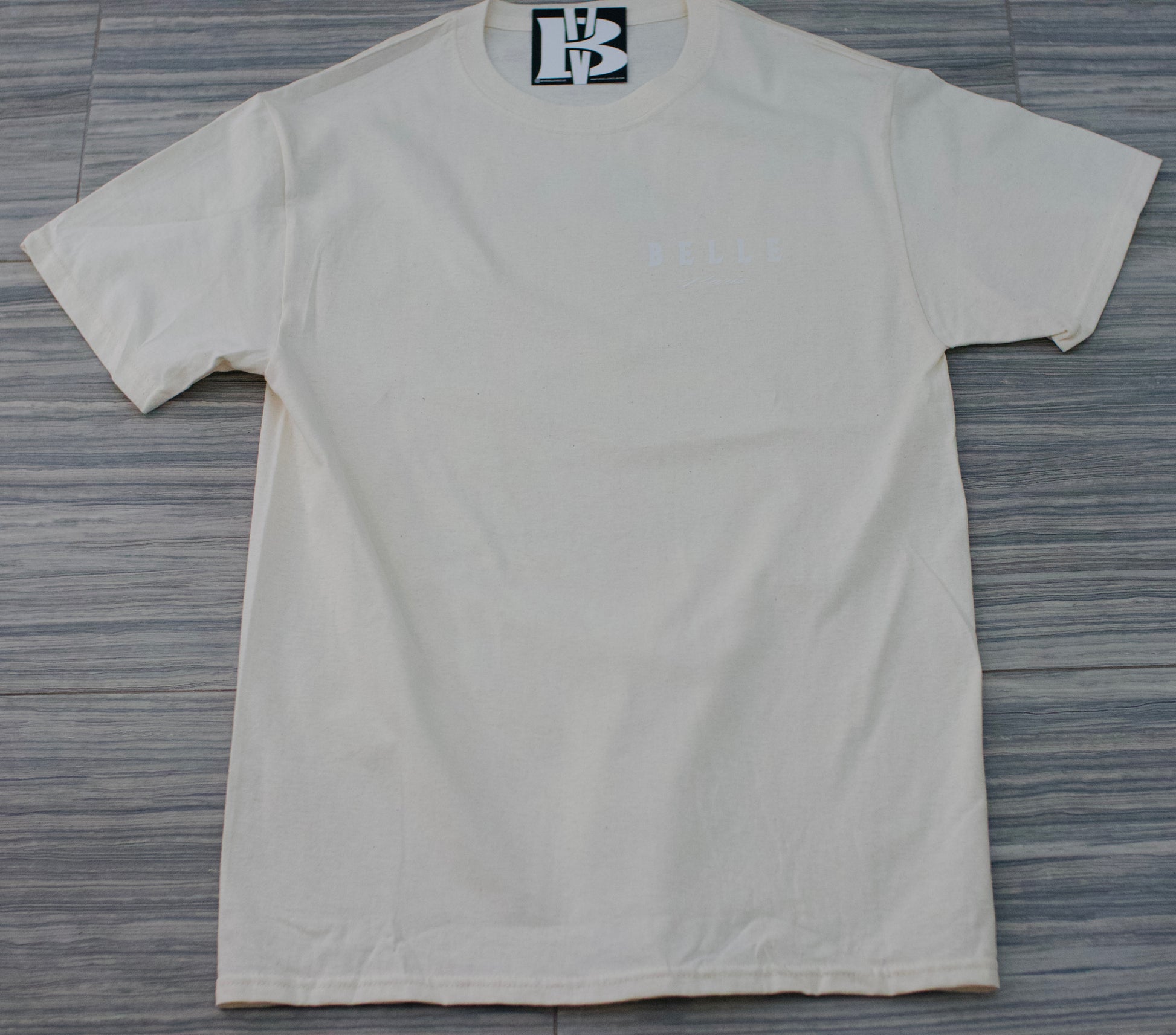Off-White Belle Vie Short Sleeve Back Sunset Graphic T-Shirt image 2